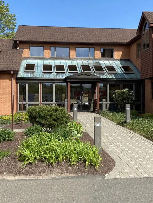 elliott-stanek-crispino-building